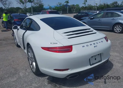 2014 Porsche 911 Carrera/Carrera 4 z USA, uszkodzony, nr VIN WP0AA2A95ES107695